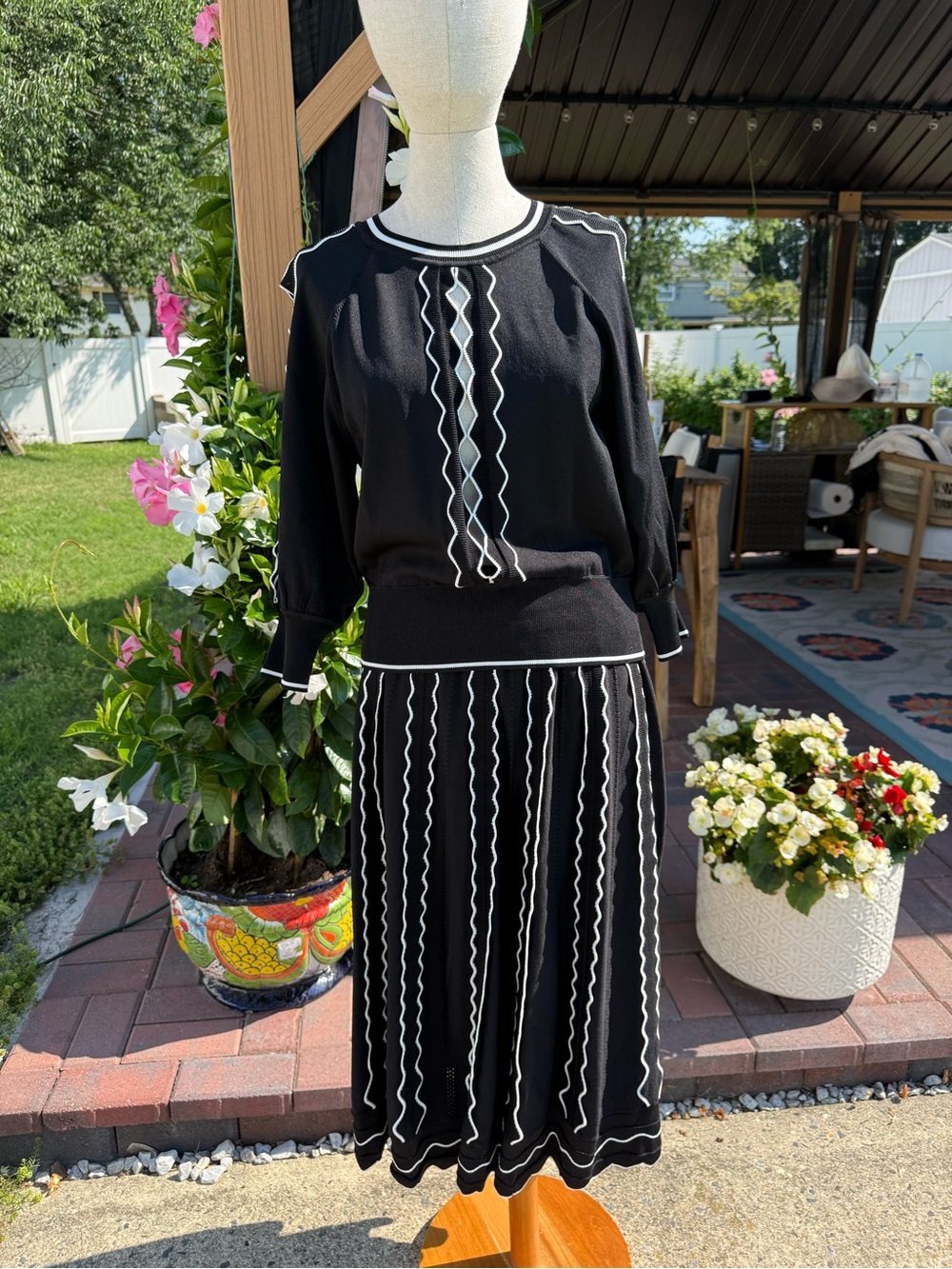 Black with white wavy stripes sweater and skirt small/medium